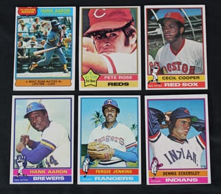 1976 Topps Baseball Cards Near Complete Set
