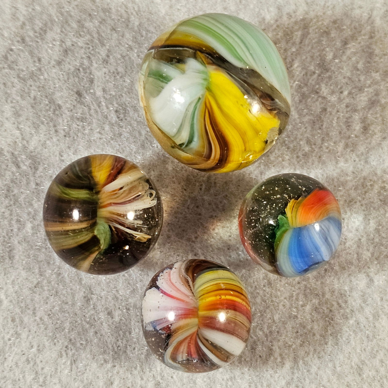 4 Akro Sparkler Marbles Including a Double Ingot (1 of 11)