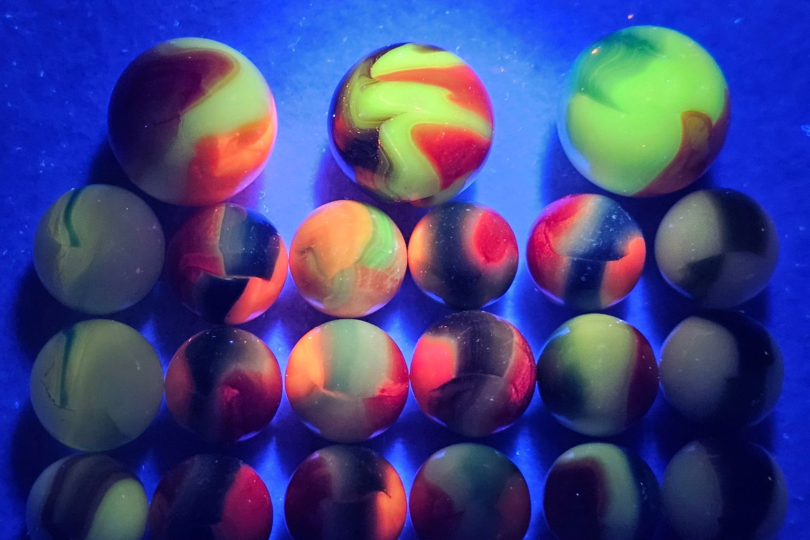 36 Vitro Marbles - 11