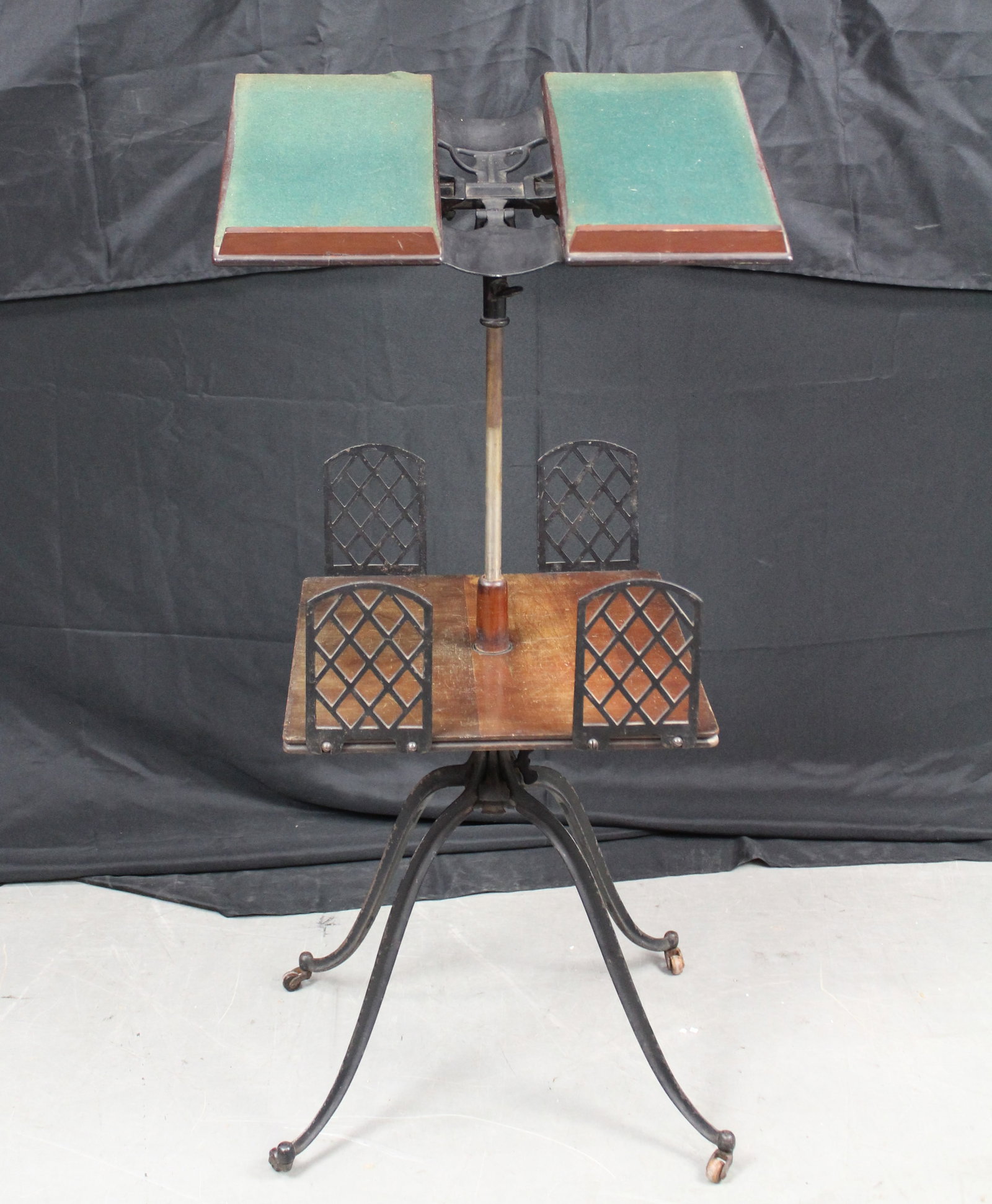 Victorian Lambie Cast Iron and Oak Dictionary Stand (1 of 9)