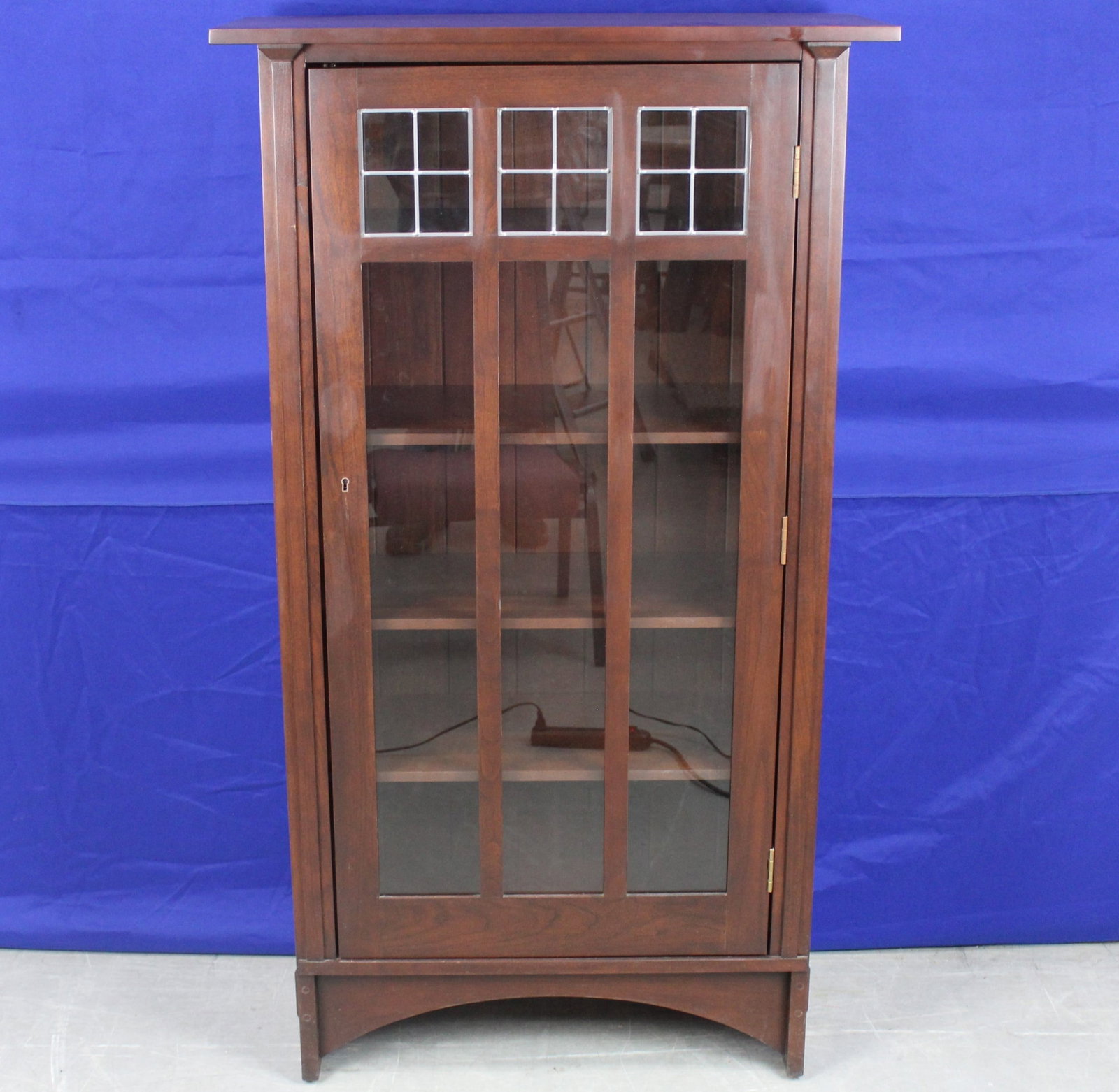 Stickley Harvey Ellis Bookcase with Door (1 of 15)