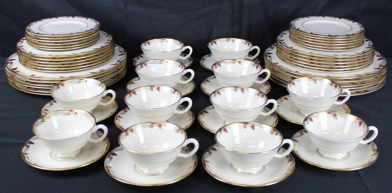 Lenox Essex 60 Piece Dinnerware Set (1 of 8)