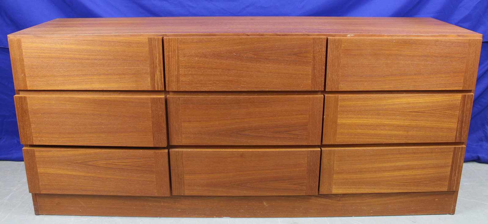 Arne Wahl Iversen for Vinde Mobelfabrik MCM Dresser (1 of 8)