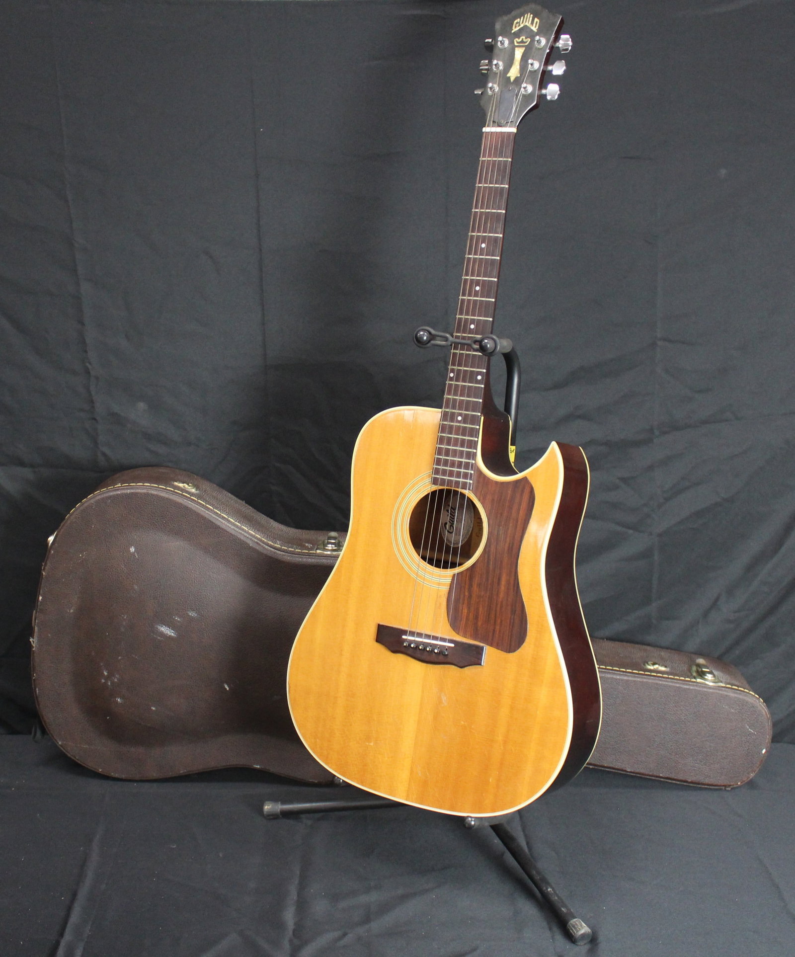 Guild 1970s D40 CNT Acoustic Guitar (1 of 20)