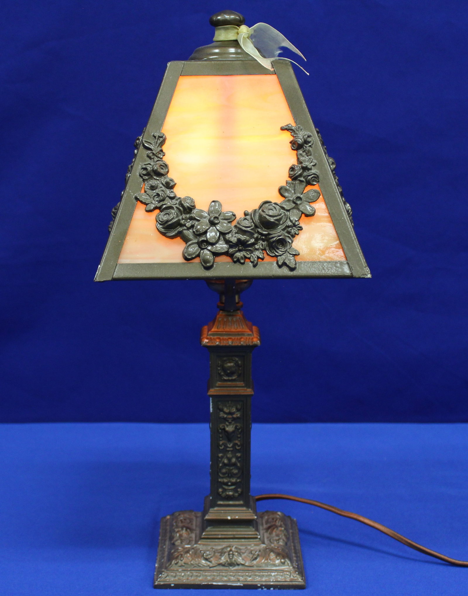 AMW Slag Glass Lamp (1 of 8)