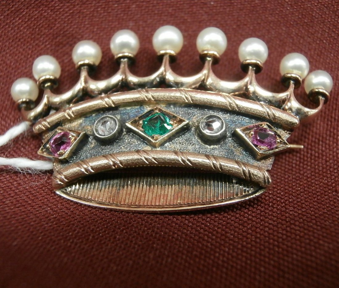 Antique 14Kt Crown Pin W/ Precious Stones: 14Kt Crown Pin W/ Garnets, Diamonds, Emerald, and Pearls 4.2 dwt