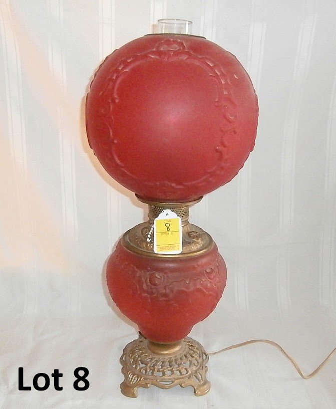 Gone With The Wind Lamp Ruby Wreath Design (1 of 4)