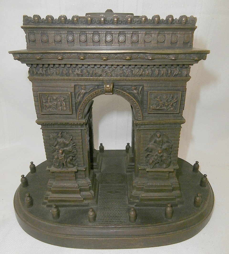 "Arch De Triumph" Quality Bronze Building (1 of 4)