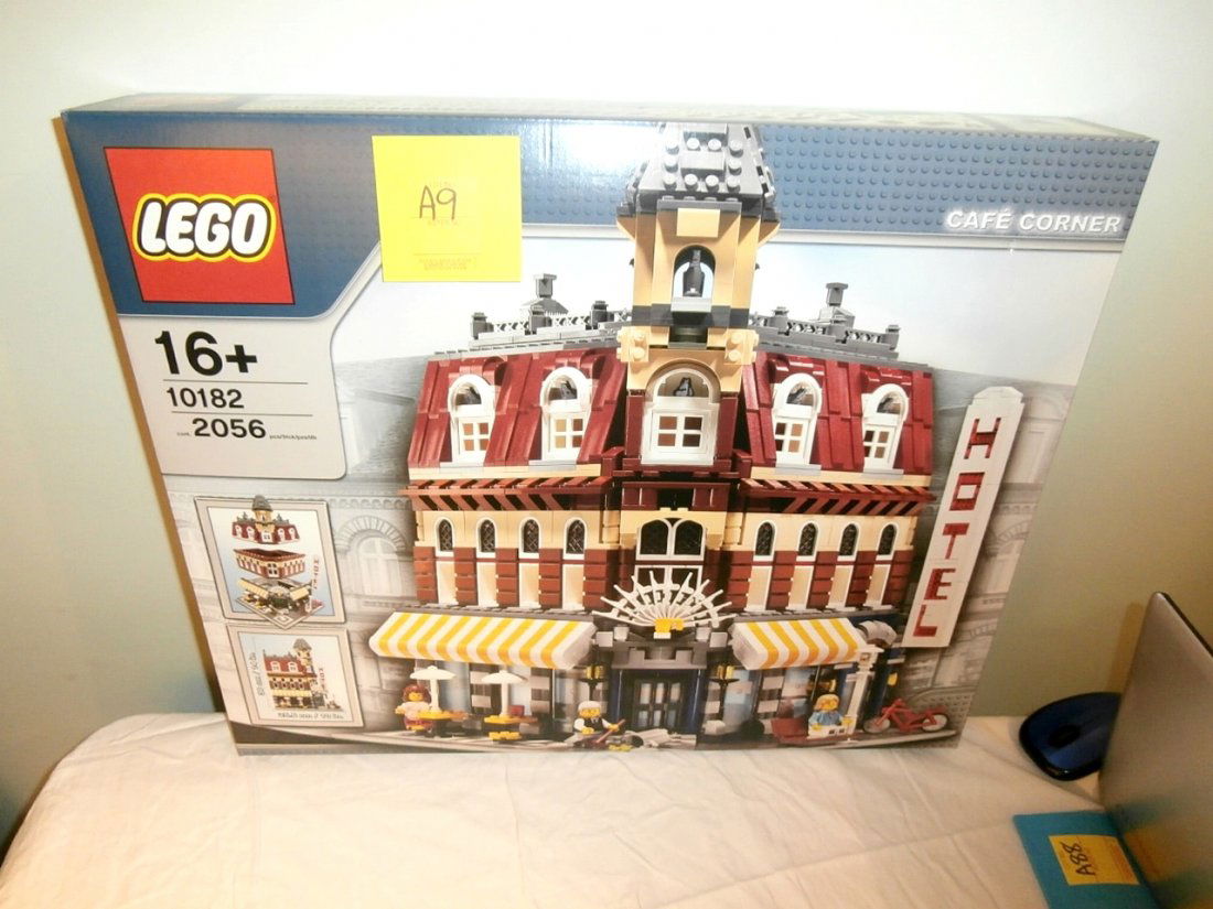 Lego Café Corner: 10182