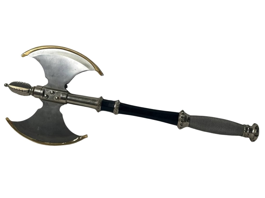 Sharper Image Battle Axe 440 Stainless Steel Dual Blade Weapon 30 in: The Sharper Image Battle Axe is a formidable decorative piece crafted from 440 stainless steel, renowned for its strength and durability. This dual-bladed axe features a striking design with intricate