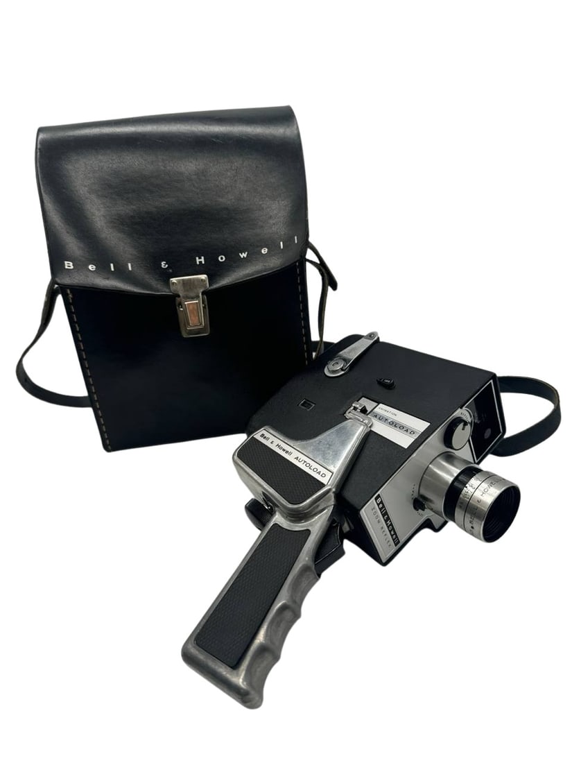 Bell & Howell Autoload Zoom Reflex 8mm Film Camera f/1.8 10 Inch (1 of 11)