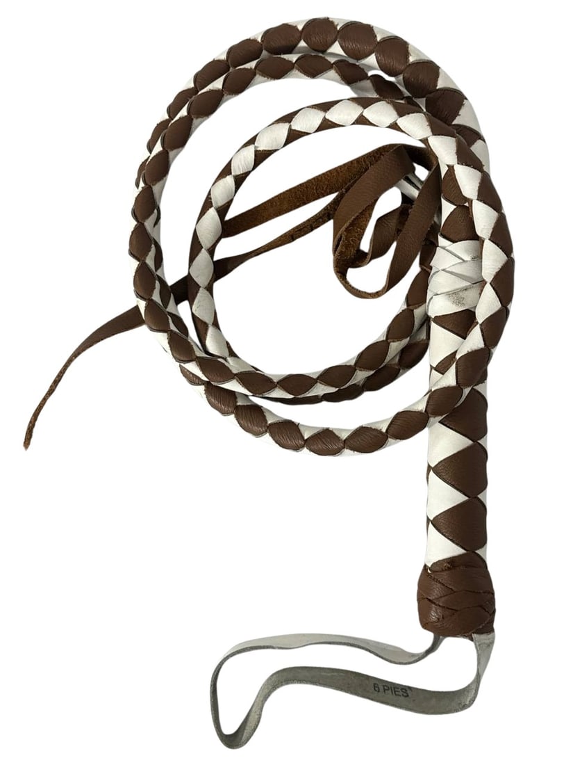 Handmade Mexican Leather Bullwhip 7ft Brown White Braided (1 of 4)
