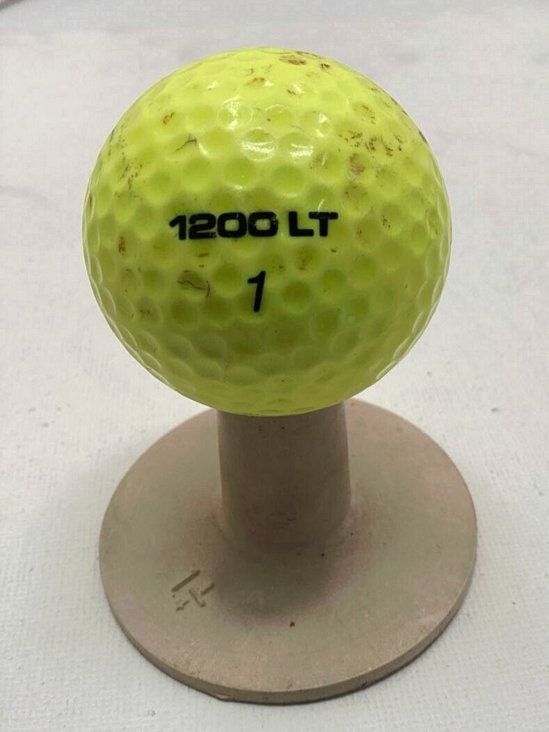Wilson 1200 LT Yellow Golf Ball High-Visibility Number 1: See pictures for details