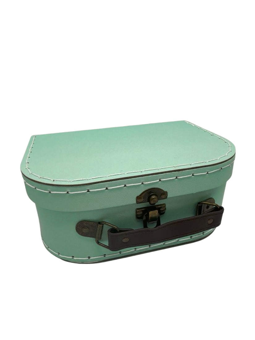 Jewelkeeper Kid's Light Blue Decorative Storage Toy Organizer Box: See pictures for details