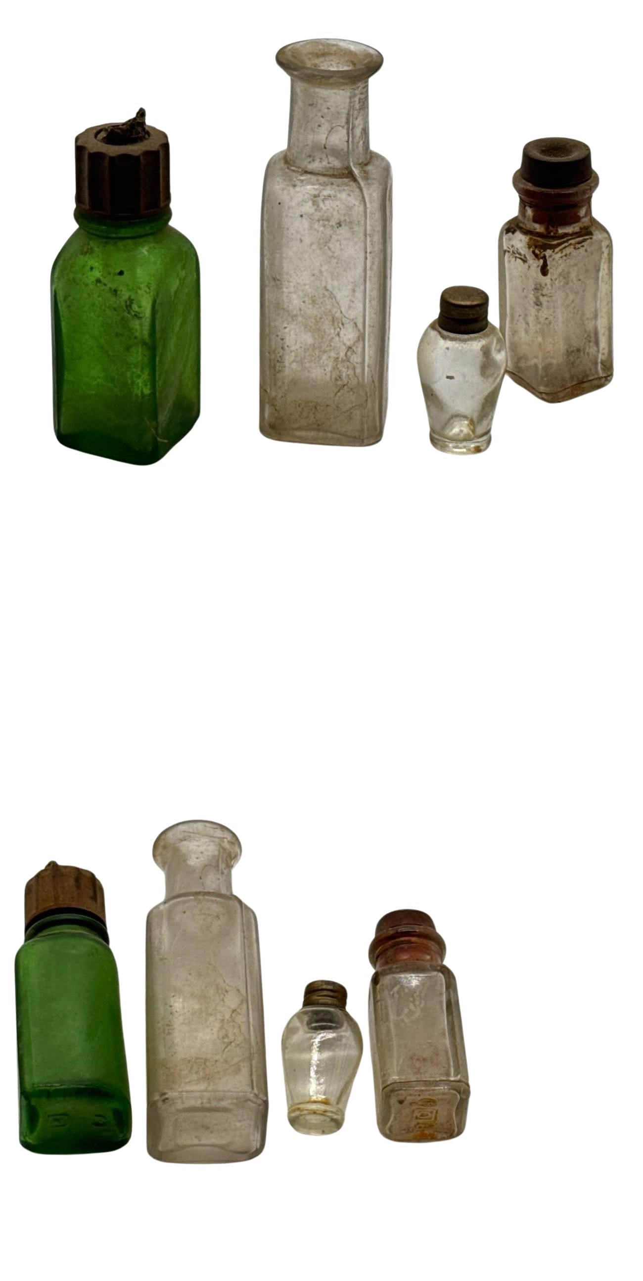 Vintage Apothecary Mini Glass Bottles Set Height 15In To 35In Unbranded (1 of 3)