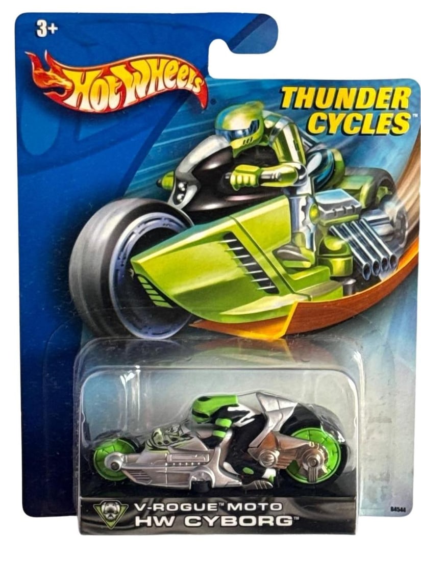 Hot Wheels Thunder Cycles HW Cyborg V Rogue Moto B4544 New: Hot Wheels Thunder Cycles collectible die cast motorcycle toy HW Cyborg V Rogue Moto offers an exciting futuristic design for dedicated enthusiasts and casual collectors alike. This striking piece fea