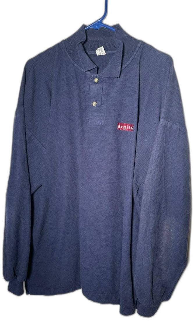 Digital Men's Navy Blue Casual Long Sleeve Polo Shirt US L: The Digital Men's Navy Blue Long Sleeve Polo Shirt US L is a classic and dependable wardrobe staple that seamlessly combines comfort with understated style. Crafted from a soft cotton blend, it provid