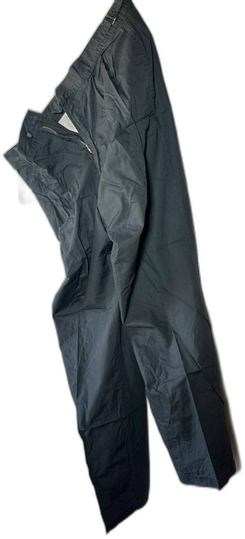 Unbranded Men's Dark Gray Lightweight Casual Pants Trousers US 34: Unbranded Men's Dark Gray Lightweight Casual Pants Trousers US 34 are an essential closet staple for anyone seeking comfort and style. These pants are crafted with a breathable, lightweight fabric tha
