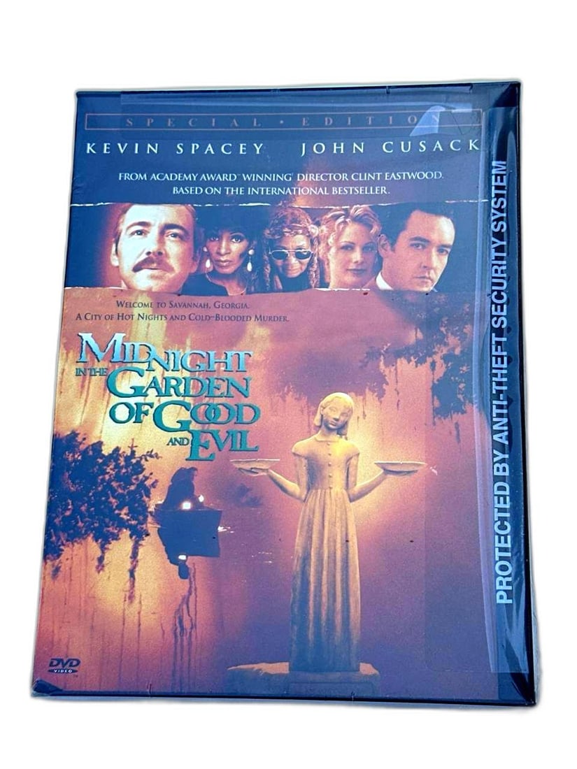 Midnight In The Garden Of Good And Evil Special Edition Sealed Mint Condition Licensed DVD: Midnight In The Garden Of Good And Evil sealed mint condition licensed DVD delivers a riveting cinematic masterpiece directed by Clint Eastwood and starring Kevin Spacey and John Cusack. This special 