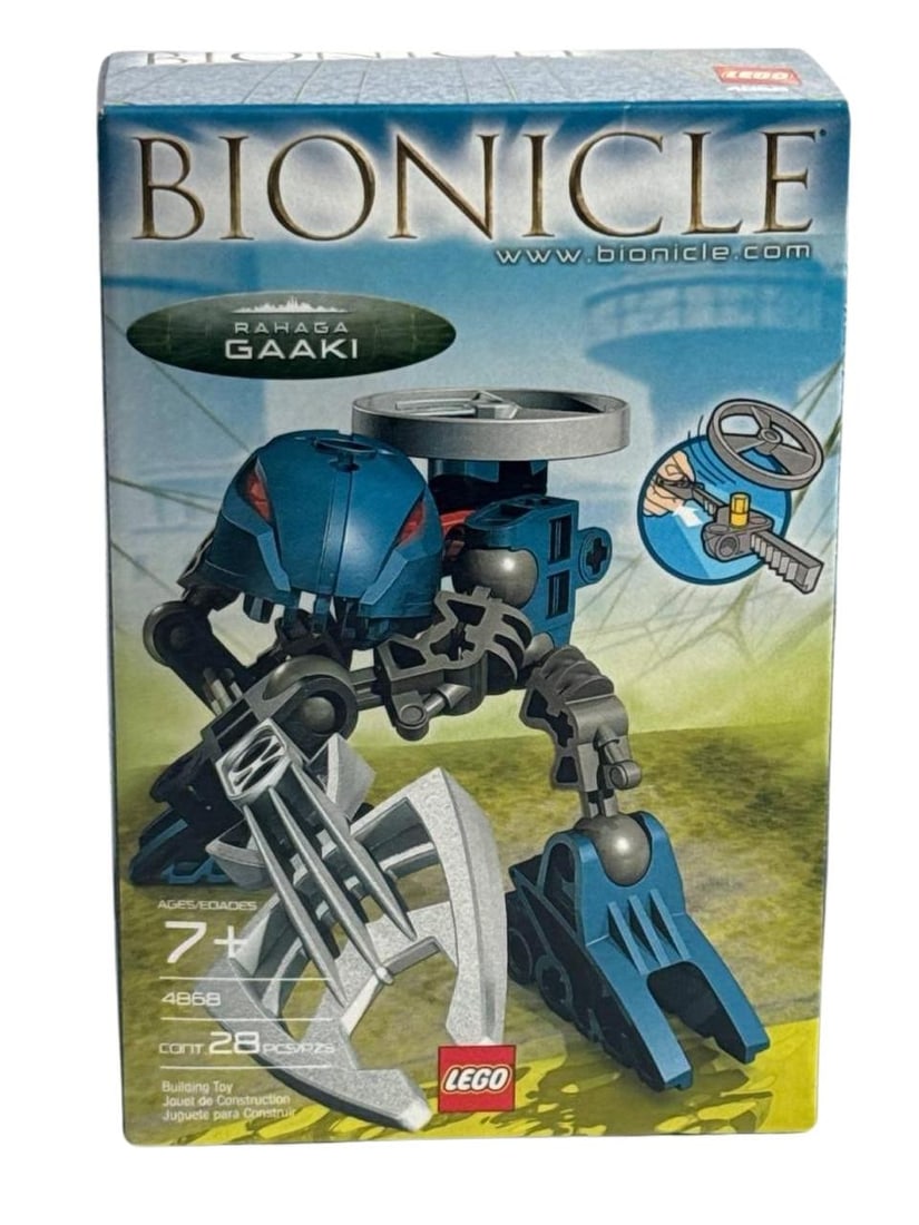 Lego Bionicle Rahaga Gaaki 4868 Item 4251093 Building Set 7 And Up Blue: LEGO Bionicle Rahaga Gaaki Building Set 7 years and up from 2004. This collectible piece is iconic among fans of the Bionicle universe and comes with 28 pieces that assemble into the determined Gaaki