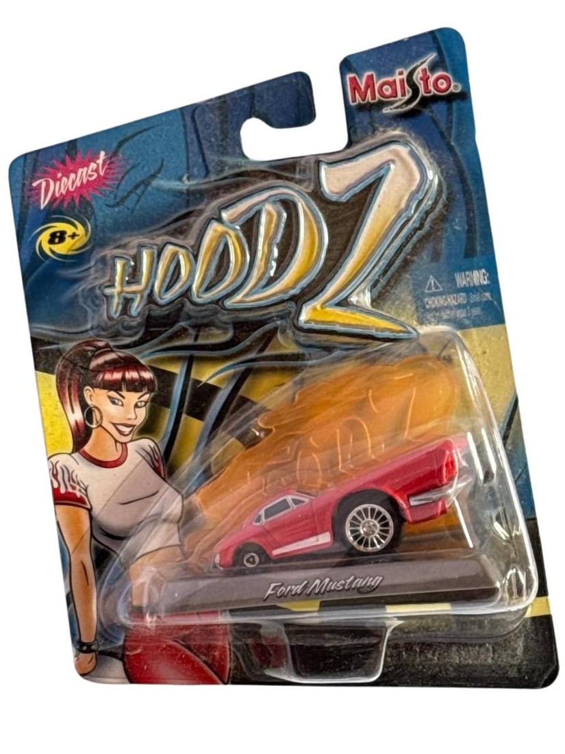 Maisto Hoodz Ford Mustang Diecast Car Model 7in Red Blister Pack Toy (1 of 9)