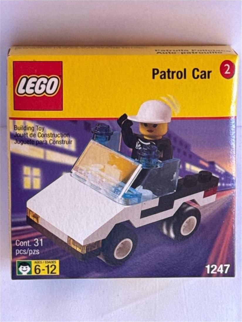 LEGO Patrol Car 1247 Building Toy 31 Pieces 2001 Denmark Rare Classic: LEGO Patrol Car 1247 Building Toy 31 Pieces 2001 Denmark Rare Classic is an excellent choice for collectors seeking a piece of early 2000s nostalgia that still resonates with both new and veteran fans