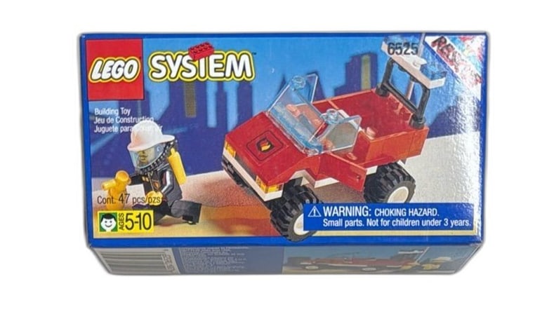 LEGO System Rescue 6525 Fire Car Set Unopened 1995 Vintage Toy: LEGO System Rescue 6525 Fire Car Set from 1995, featuring 47 pieces to assemble a red rescue vehicle with firefighters figure. This vintage set remains unopened in original packaging, showcasing class