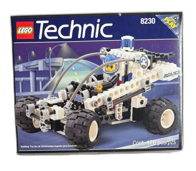 LEGO Technic 8230 Police Vehicle Set 176 Pieces Vintage 1996 (1 of 6)
