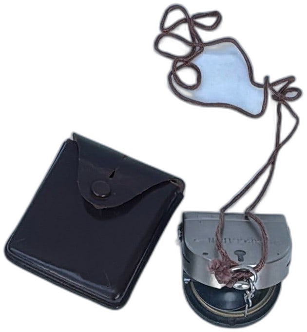 Vintage Original Bézard Metal Marching Compass with Case Germany Military WWII E (1 of 12)