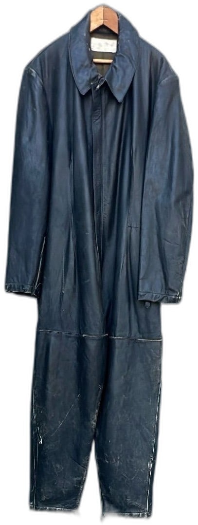 Vintage German WWII Luftwaffe Leather Flight Suit Black Large Kriegsmarine Lined: Vintage WWII German Luftwaffe black leather flight suit, large size, wool interior lining. Features Talon zippers, original metal snaps, and internal wool fabric for insulation. Made for German pilots