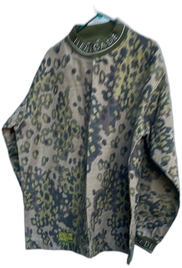 Renegade Action Sports Camo XL Set Shirt Pants USA Made Rare Vintage Paintball: Renegade Action Sports camo set XL includes long sleeve shirt and matching drawstring pants, rare vintage paintball gear. Shirt made in USA (65% cotton, 35% polyester), pants tagged London, England, 1