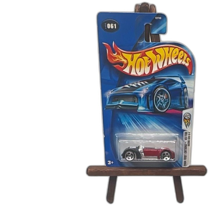 Hot Wheels 2004 First Editions Suzuki GSX-R4 61/100 Red Black Diecast: Hot Wheels 2004 First Editions Suzuki GSX-R4 61/100, red and black diecast collectible, mint on card. Features chrome detailing and classic Hot Wheels art. Card shows minor shelf wear, vehicle in unto