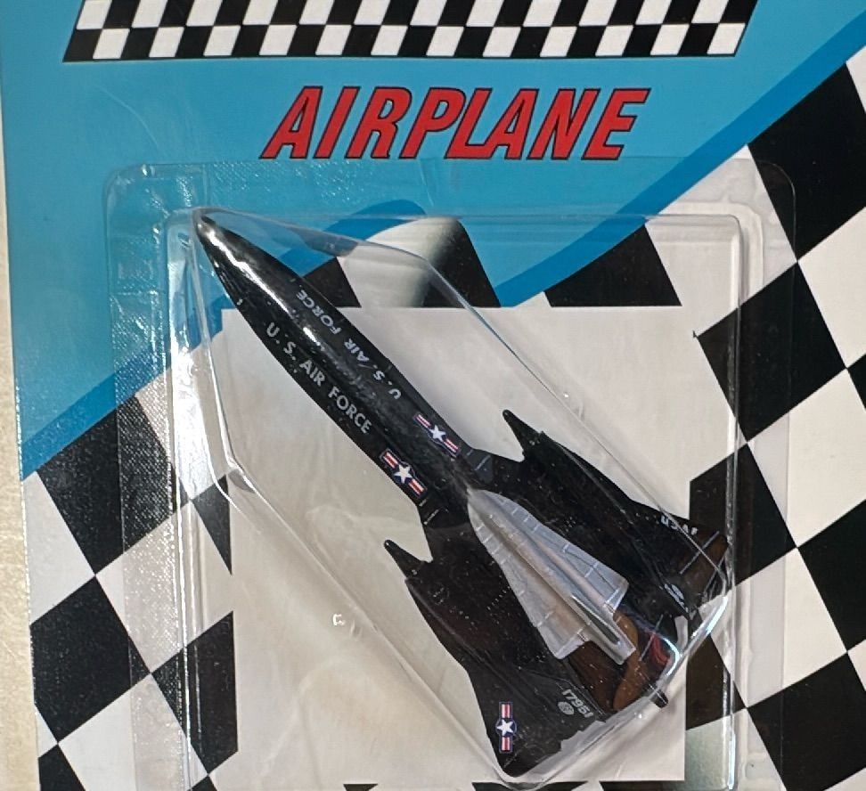 1991 Toys R Us Fast Airplane SR-71 Blackbird Diecast Model New Sealed (1 of 5)