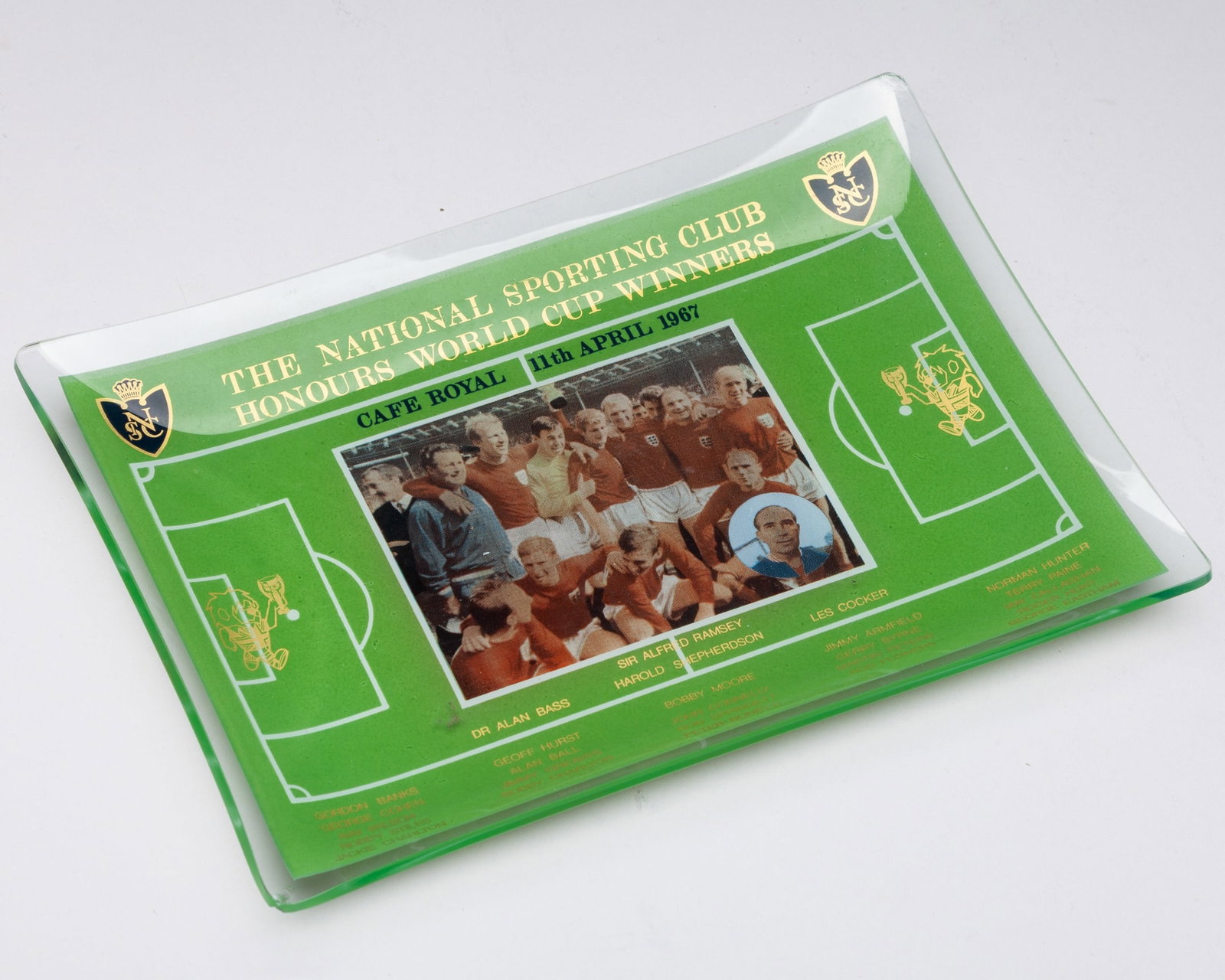 Bobby Moore National Sporting Club commemorative glass tray (1 of 8)