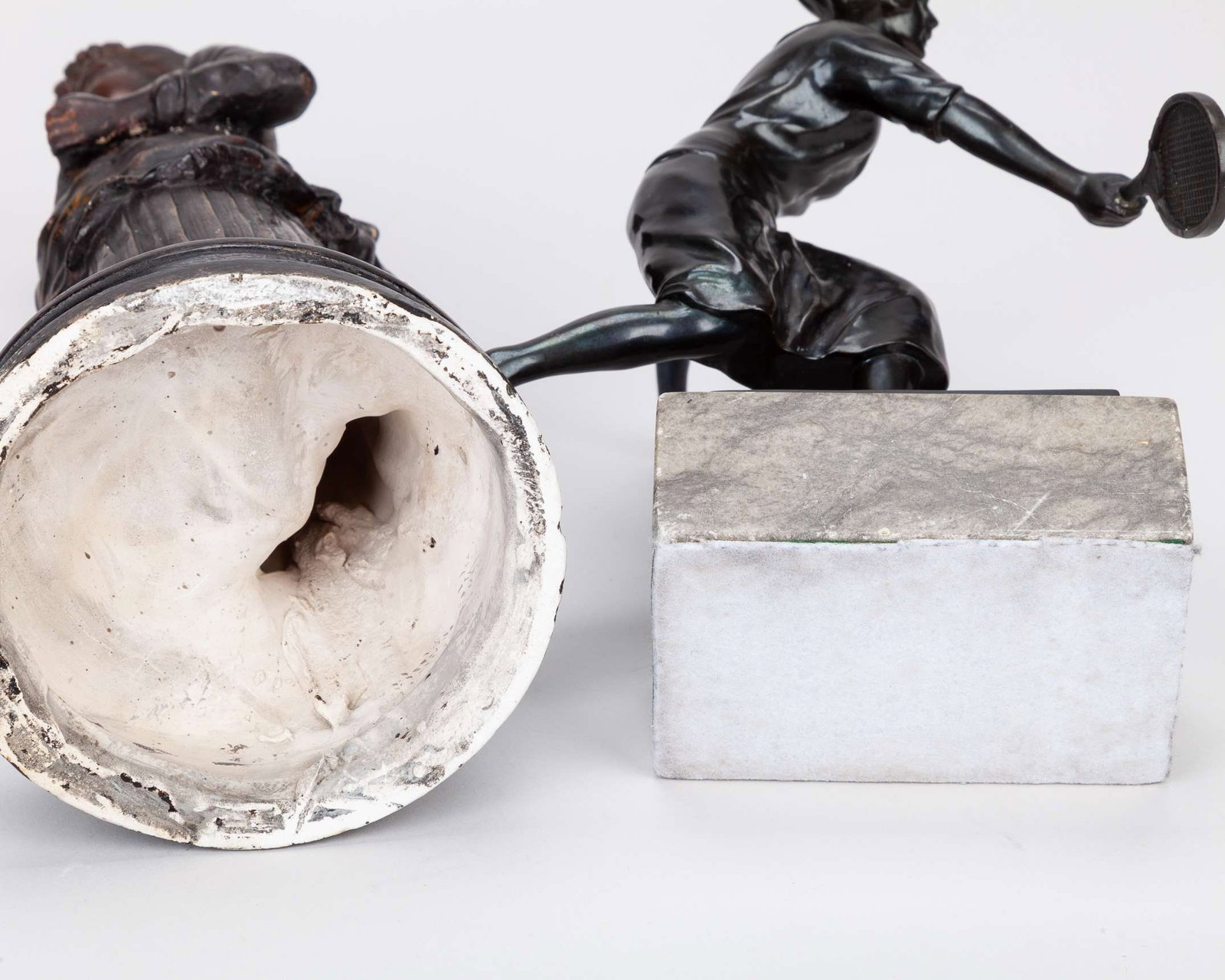 A 20th Century bronze figure of a female tennis player  - 8