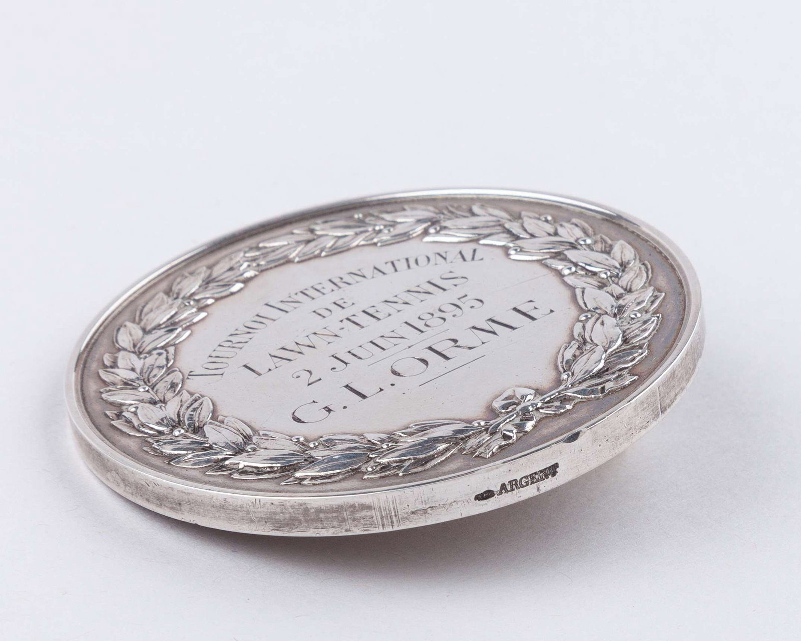A white-metal Societe de Sport De L'Ile de Puteaux Lawn Tennis medal - 3