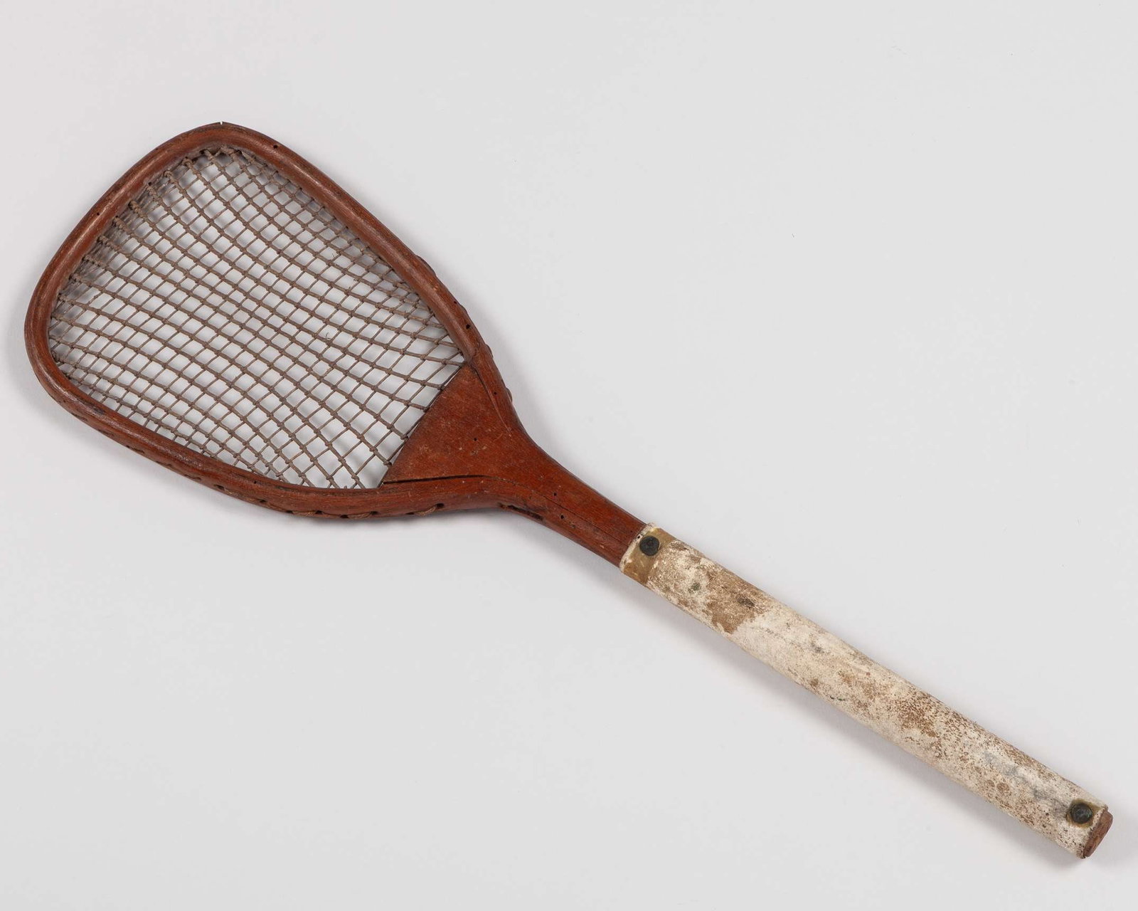 Rare seminal demi-paume 18th century real tennis racquet by Antoine Henry MASSON (1735-1793): Rare and important demi-paume 18th century real tennis racquet by Antoine Henry MASSON (1735-1793), not stamped paumier-raquetier (racquet maker) to King Louis XV of France, Antoine Henry Masson