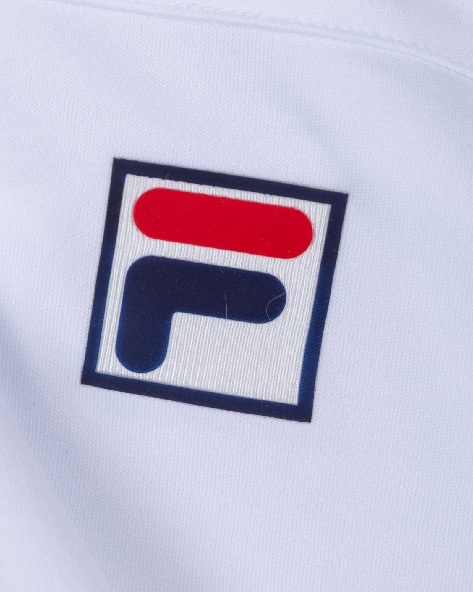 A white Fila tennis shirt autographed by Bjorn Borg, UK XL, with button-up collar - 4