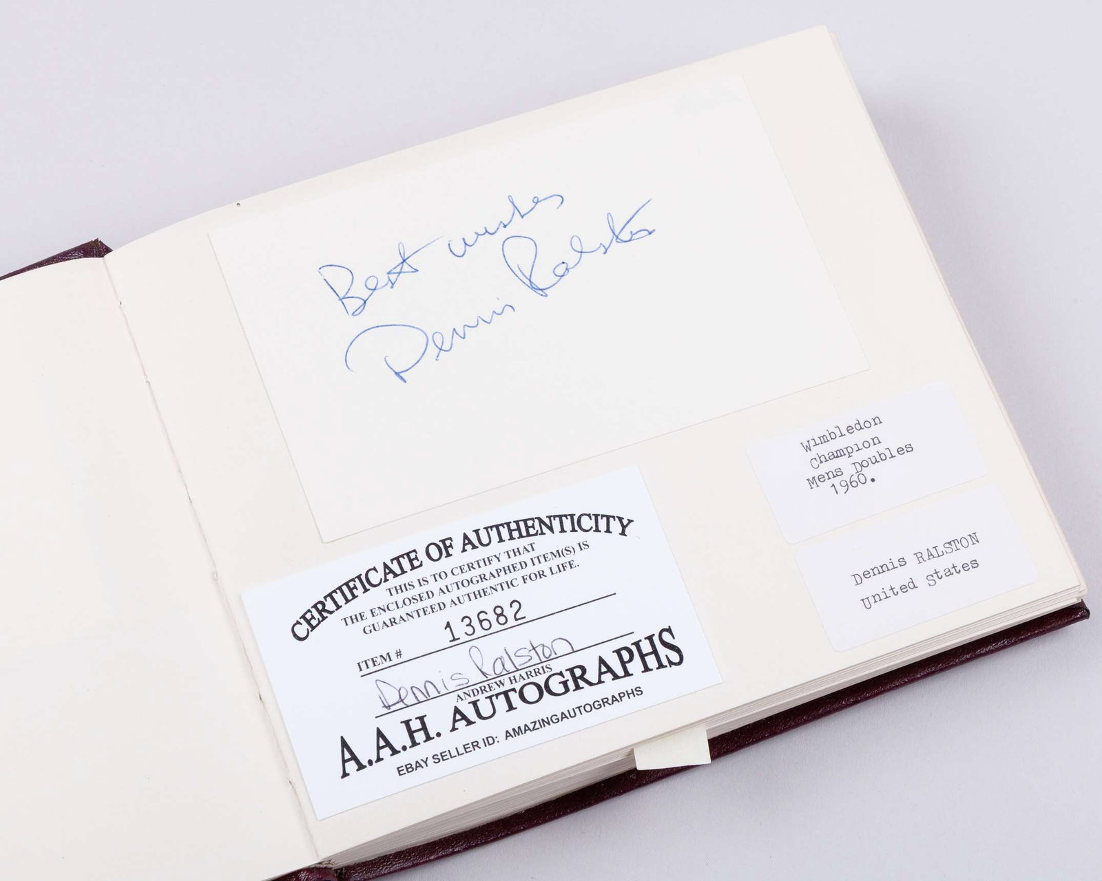 A tennis autograph album, 80 pages of notable champions - 2