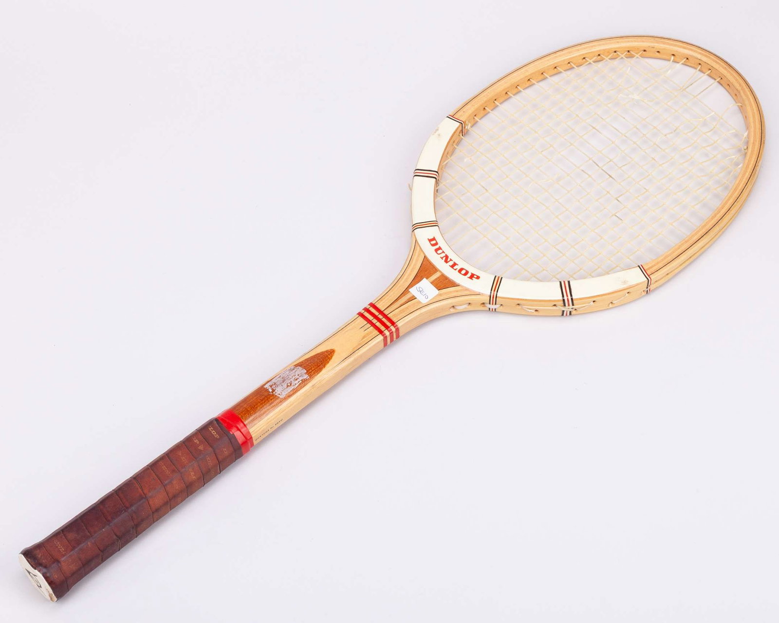 Billie Jean King autographed yellow Dunlop tennis racket cover - 3