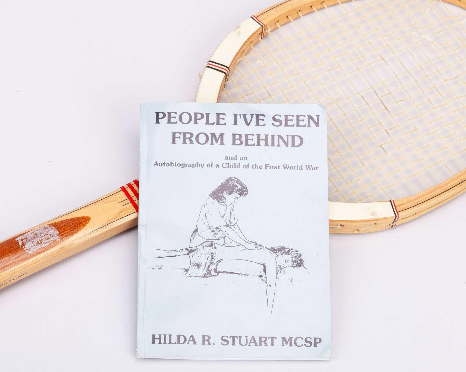 Billie Jean King autographed yellow Dunlop tennis racket cover - 9