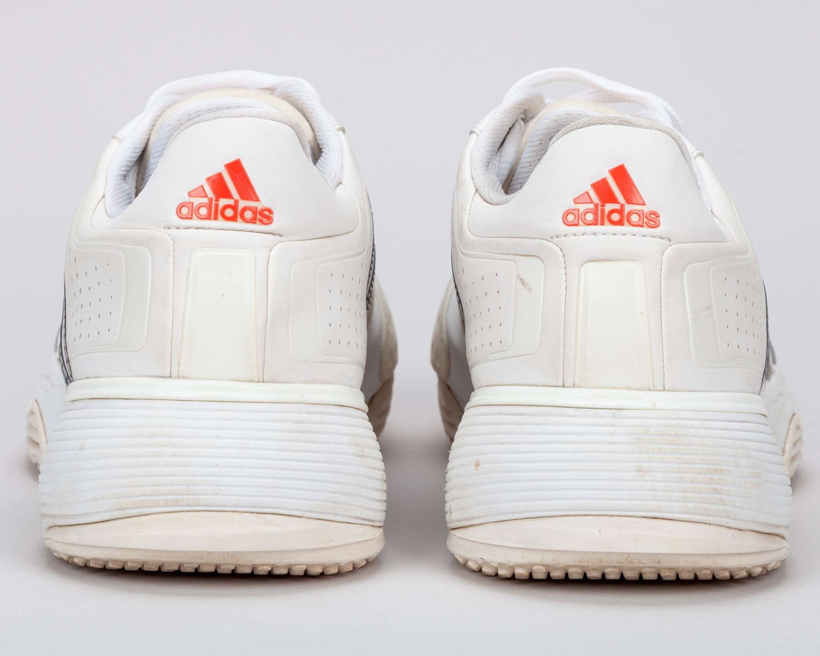 Andy Murray 2013 Wimbledon Final: a pair white Adidas Barricade adituff tennis shoes - 4
