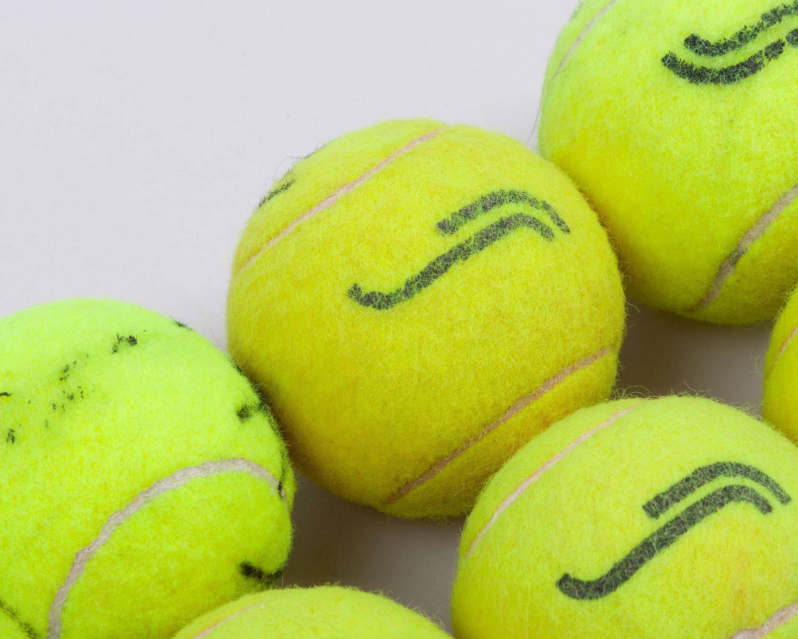 Six various Bjorn Borg autographed tennis balls - 5