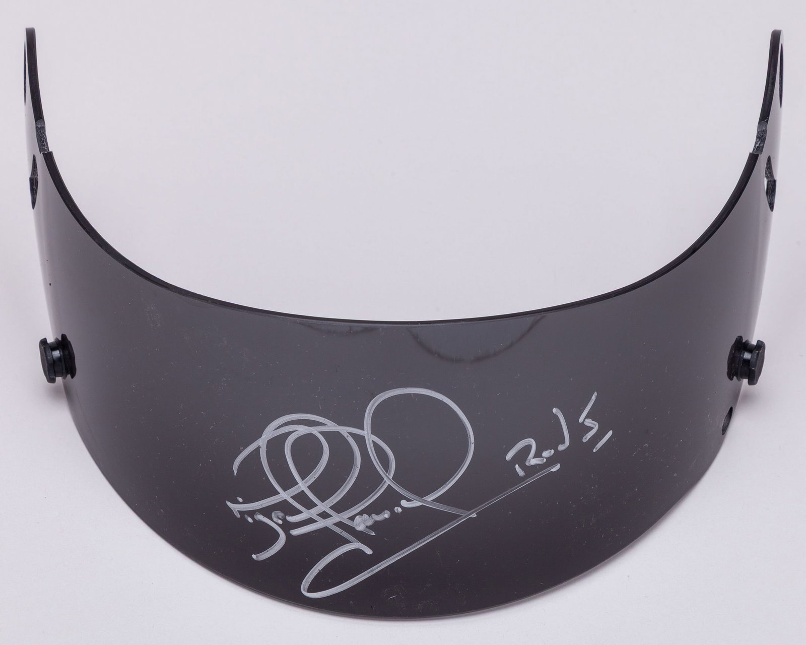 Nigel Mansell Signed Used Tinted Visor: Nigel Mansell Signed Used Tinted Visor.This used visor was worn by Mansell and is personally hand-signed by the 1992 F1 World Champion.The visor was originally obtained from the Nigel Mansell Collecti