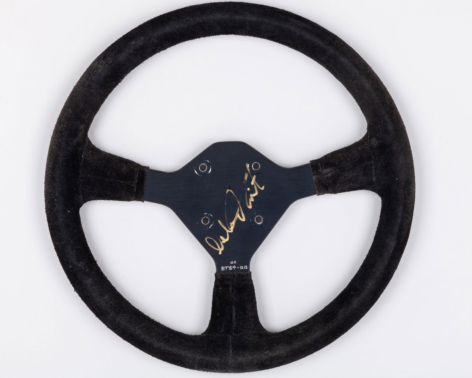 Nelson Piquet 1985 Signed Brabham BT54 Race Used Steering Wheel: Nelson Piquet 1985 Signed Brabham BT54 Race Used Steering Wheel.This Brabham BT54 race used steering wheel has been personally signed by 3-time F1 World Champion Nelson Piquet.The reverse of the steer