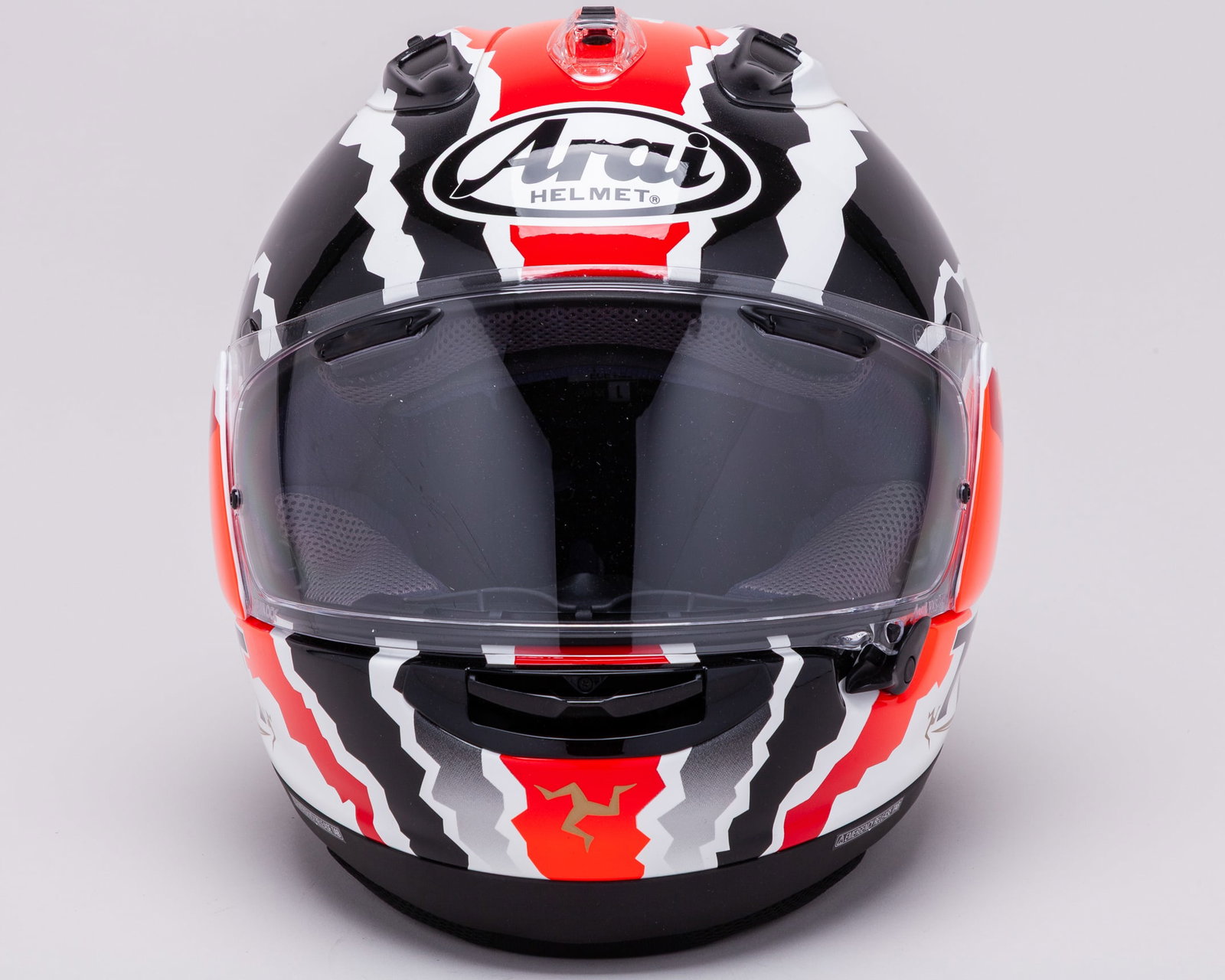 Mick Doohan Signed Isle of Man Full Size Replica Helmet: Mick Doohan Signed Isle of Man Full Size Replica Helmet.Mick Doohan, 5-time consecutive 500cc World Champion, is widely regarded as one of the most dominant riders in Grand Prix motorcycle racing hist