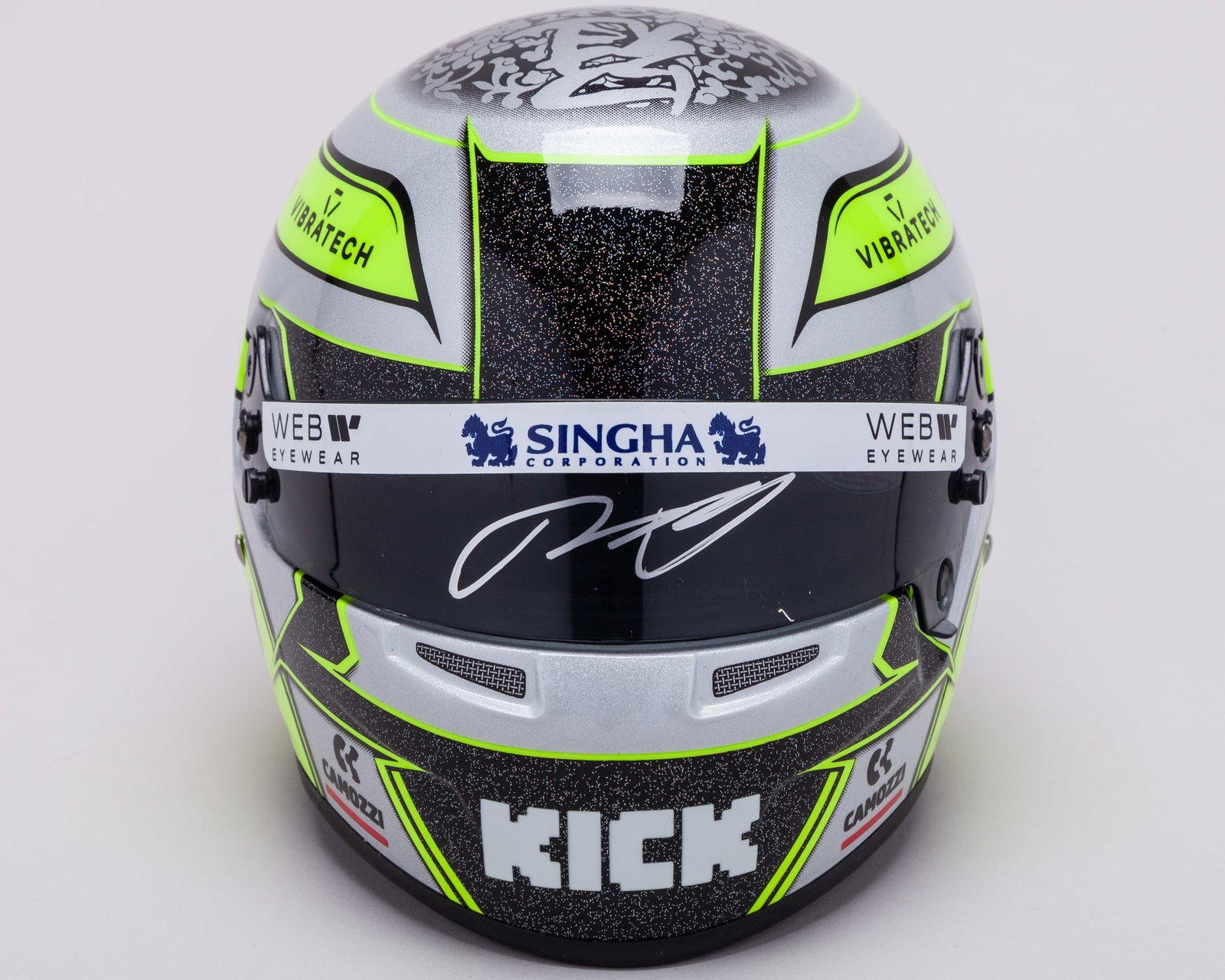 Zhou Guanyu 2024 Signed Singapore Grand Prix Special Design 1:2 Scale Bell Helmet: Zhou Guanyu 2024 Signed Singapore Grand Prix Special Design 1:2 Scale Bell Helmet.This 2024 Singapore Grand Prix special design 1:2 scale Bell Helmet has been hand signed by Zhou Guanyu.Complete in th