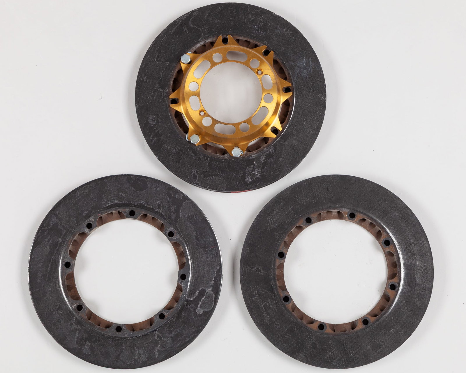 Arrows Race Used Carbon Fibre Brake Discs: Arrows Race Used Carbon Fibre Brake Discs.This is an authentic set of used carbon fibre brake discs from the Arrows Grand Prix Team.