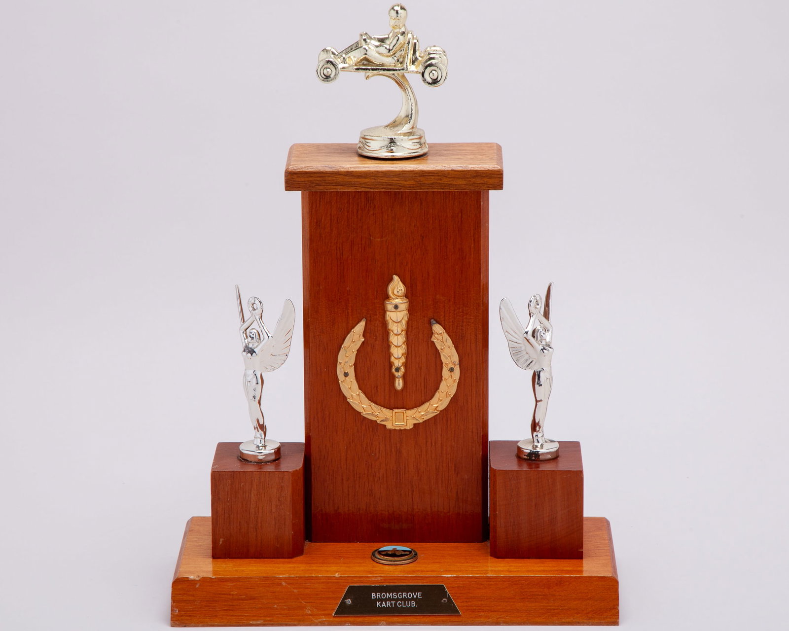 Nigel Mansell Bromsgrove Kart Club Trophy: Nigel Mansell Bromsgrove Kart Club Trophy.This early career karting trophy was awarded at the Bromsgrove Kart Club, to the 1992 F1 World Champion Nigel Mansell.The trophy measures 34cm height x 24cm l