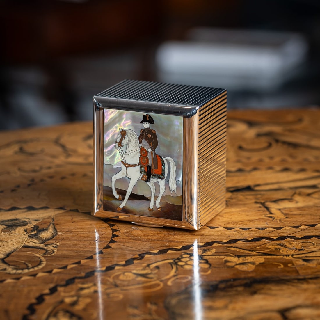 MID 20thC FRENCH SOLID SILVER & 18k GOLD, MOTHER OF PEARL BOX, DUNHILL c.1950 - 2